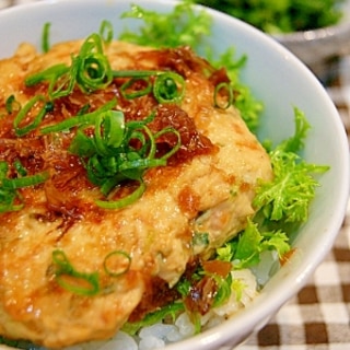 鶏ムネ肉と豆腐の超ヘルシーつみれ丼